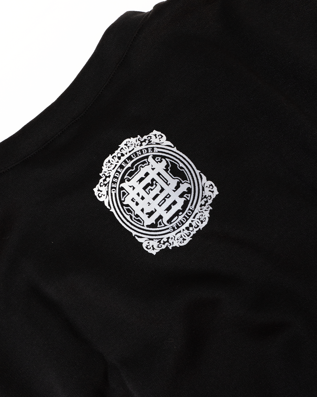 Crop Crewnecks Lettering